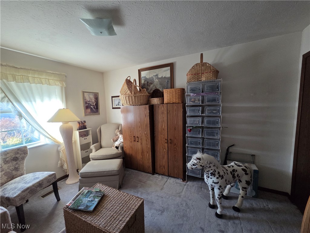 Addington Place Condo Ph 04 - Residential