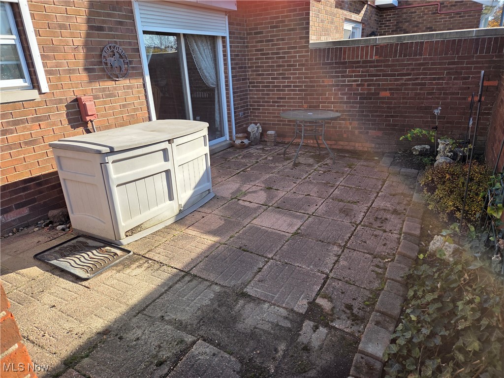 Addington Place Condo Ph 04 - Residential