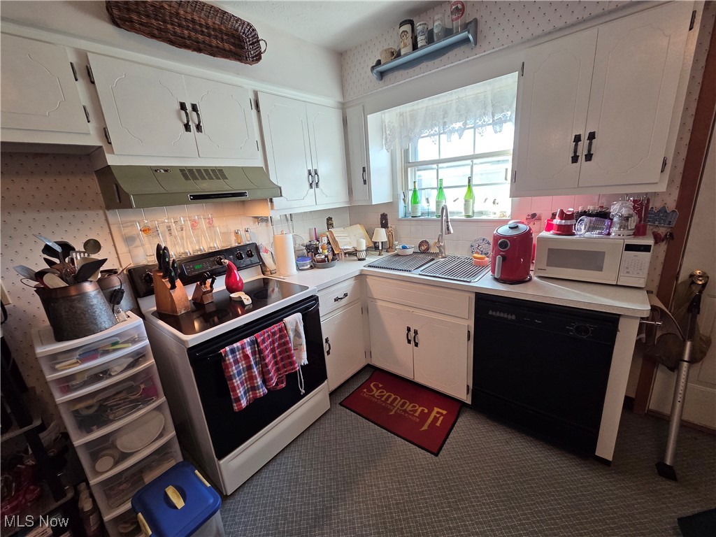 Addington Place Condo Ph 04 - Residential