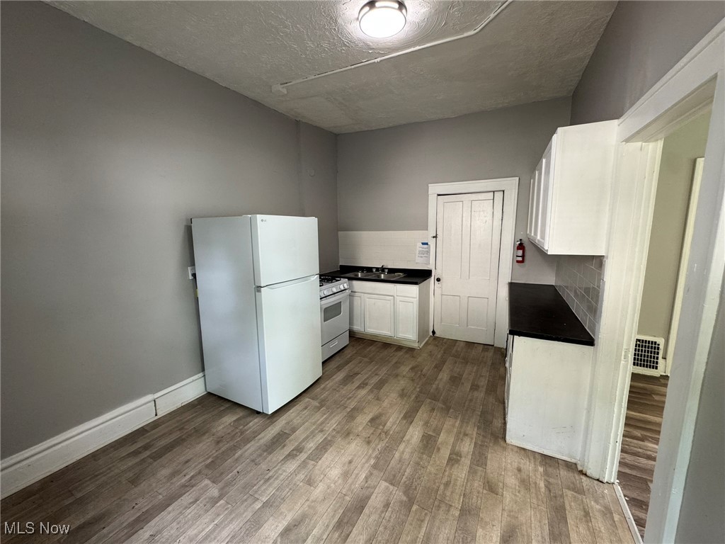 G & P - Residential Income