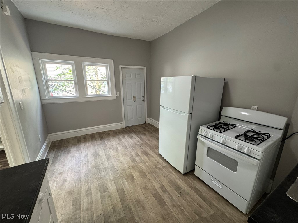 G & P - Residential Income