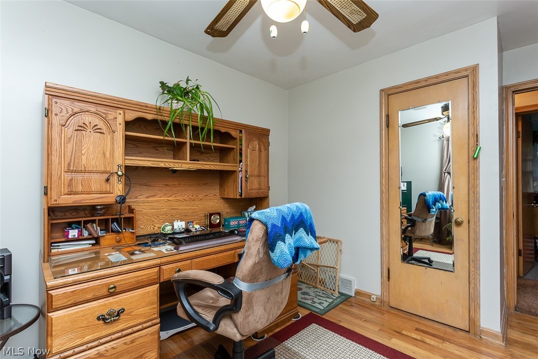 Royal Park 02 - Residential