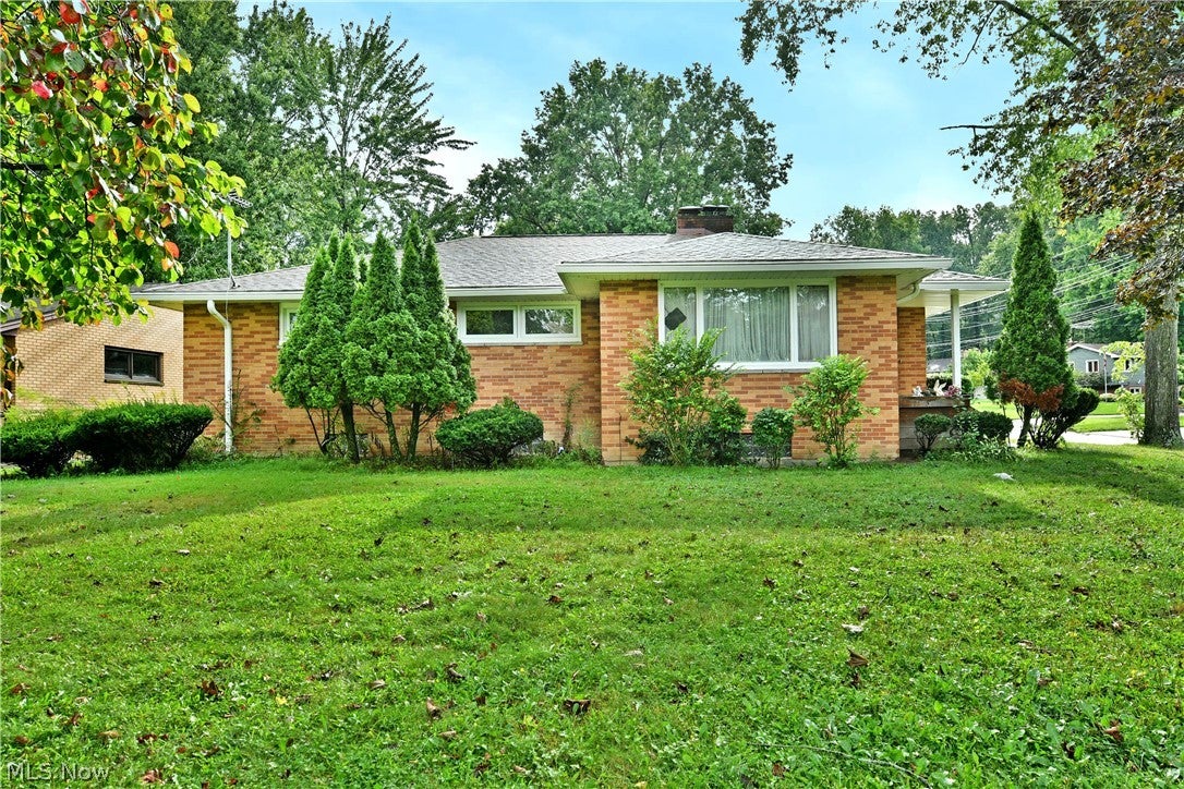 1265 North Road NE