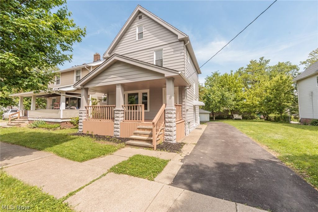 Photo of 4022 Cypress Avenue, Cleveland, OH 44109 (MLS # 5211961)