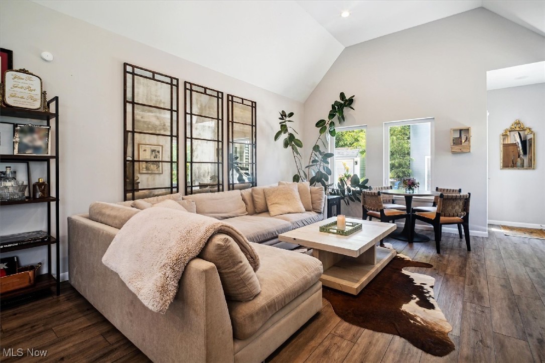 1928 W 48th Street
