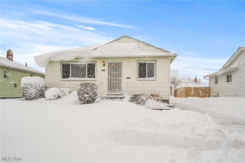 Photo of 4106 E 151st Street, Cleveland, OH 44128 (MLS # 5181584)