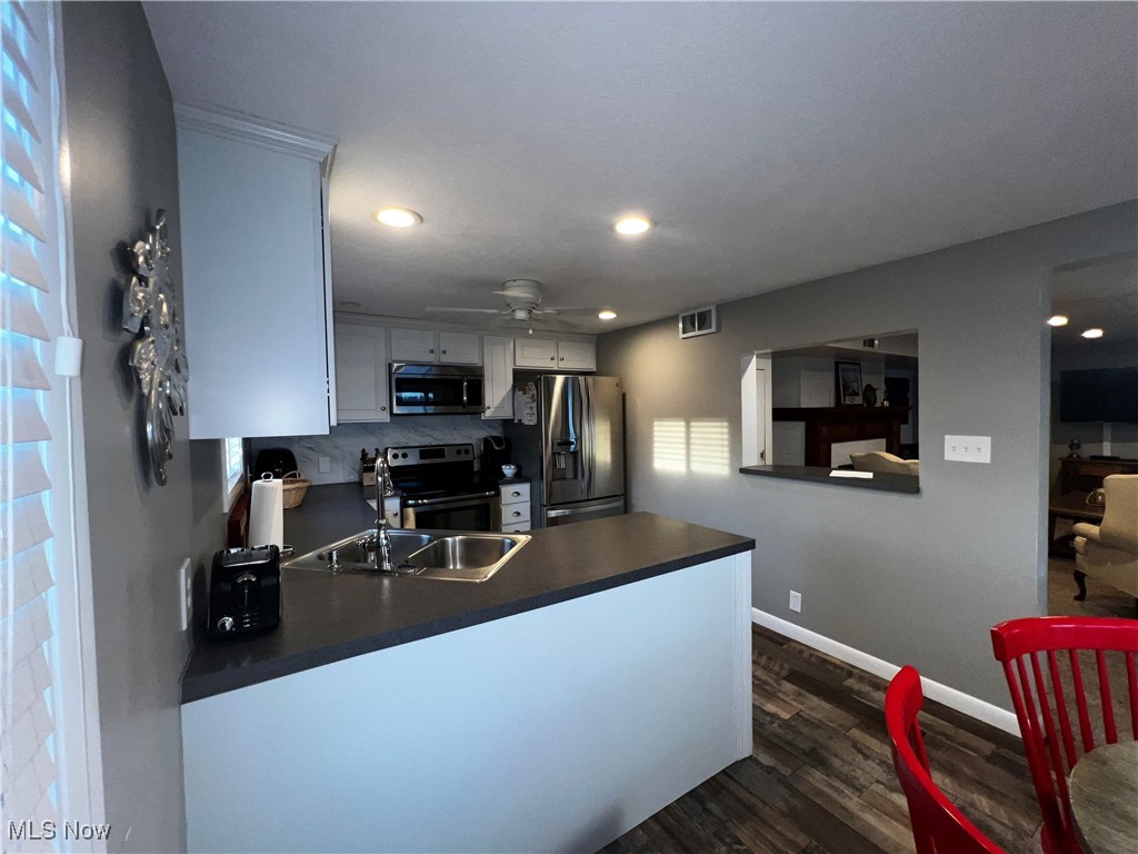 2326 Canfield Road, Akron, Ohio image 21