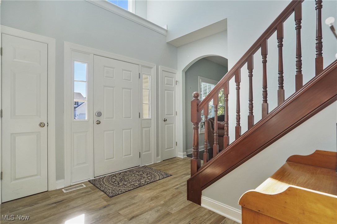 5003 Lake Breeze Landing