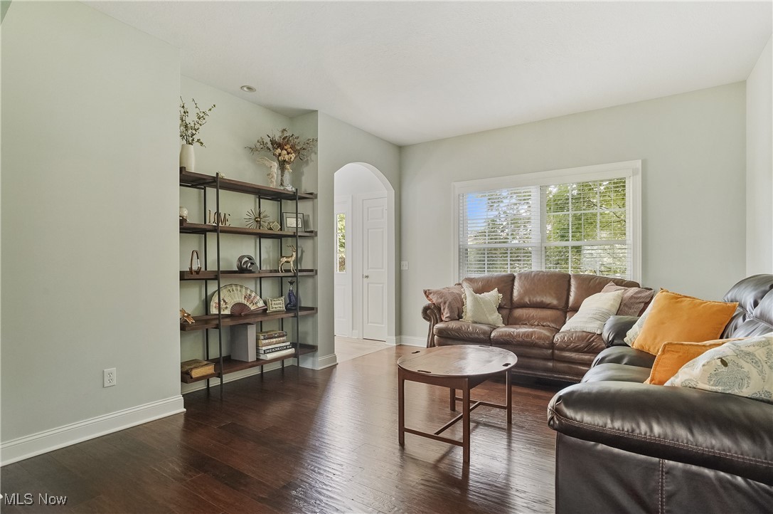 5003 Lake Breeze Landing