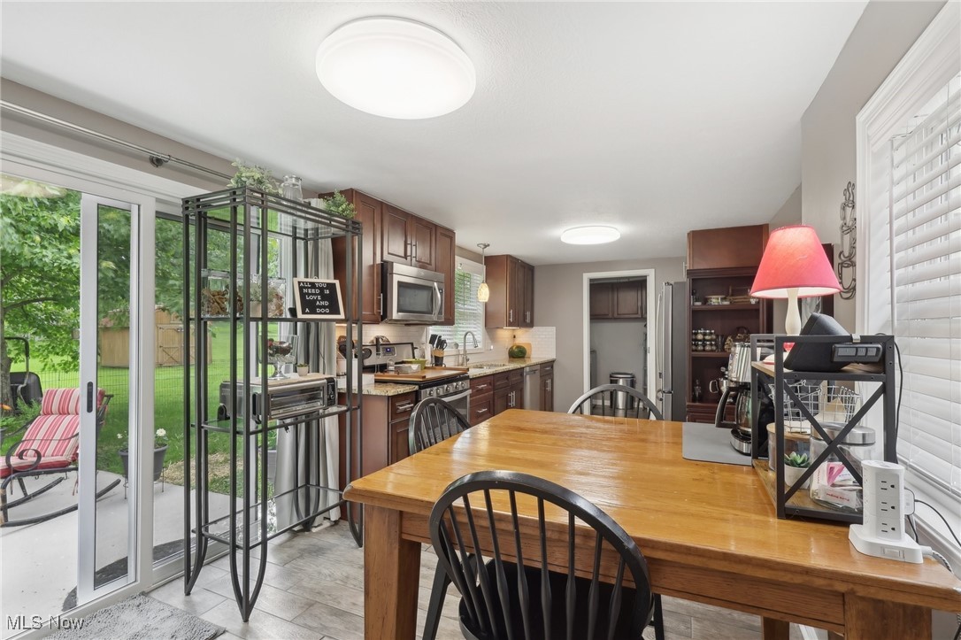 868 Frost Road, Streetsboro, Ohio image 10