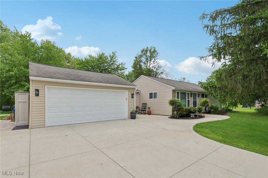 868 Frost Road