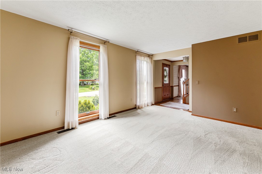 9852 Hocking Street, Massillon, Ohio image 2