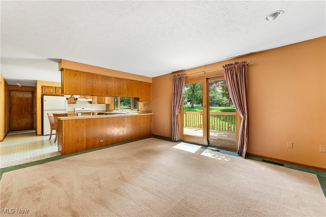 9852 Hocking Street, Massillon, Ohio image 11