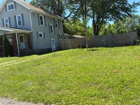 Tiny photo for 1919 Parkman Road NW, Warren, OH 44485 (MLS # 5221336)