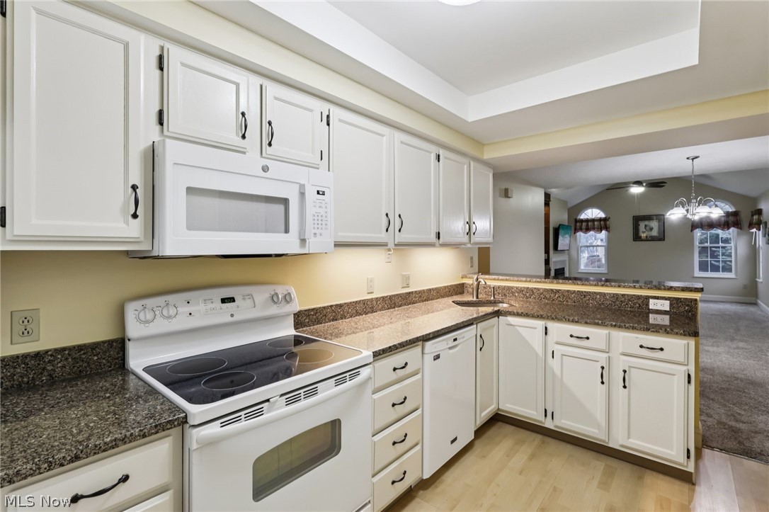 Villas At Presidents Row - Residential