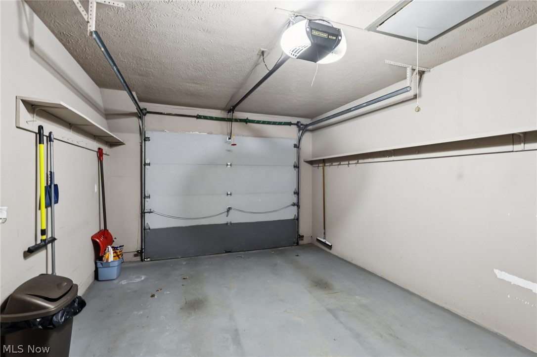 Villas At Presidents Row - Residential