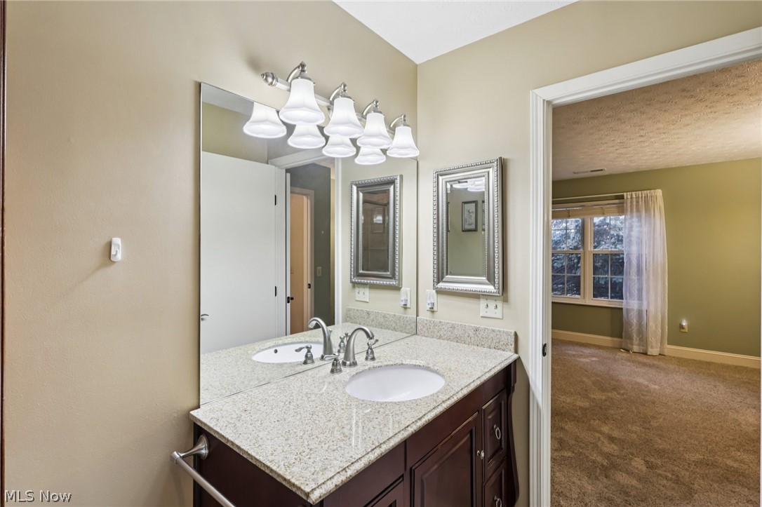 Villas At Presidents Row - Residential