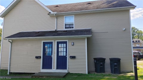Photo of 628 Sumner Street #DOWN, Akron, OH 44311 (MLS # 5239484)