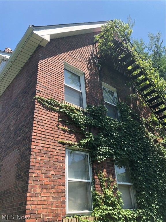 Stclon - Residential Income