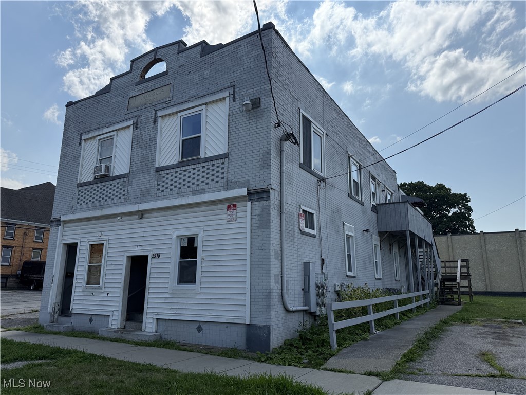 2914-2916 Seneca Avenue