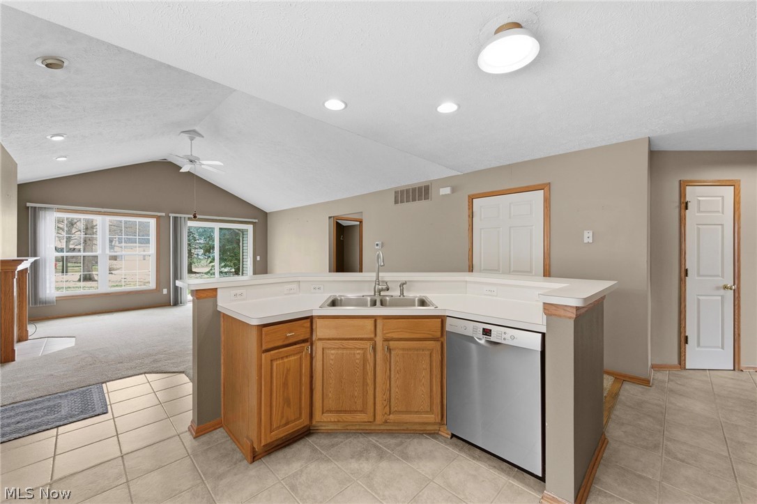 The Greens Of North Bay Condo - Residential