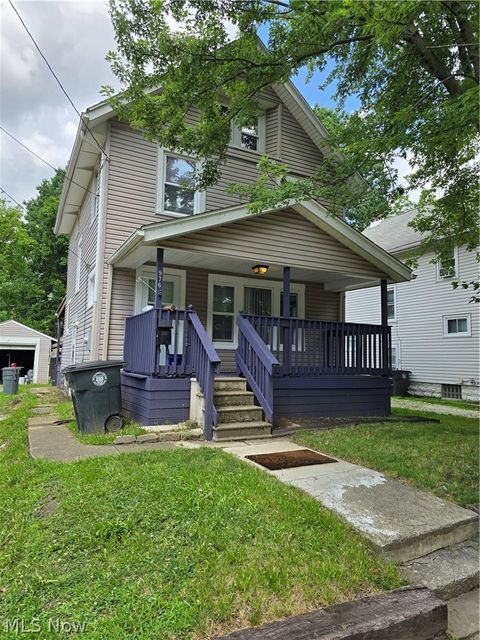 Homes For Sale - 976 Neptune Avenue<br/> Akron, OH 44301