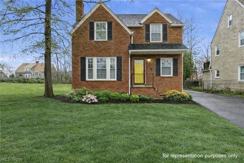 Homes For Sale - 3153 Becket Road<br/> Cleveland, OH 44120