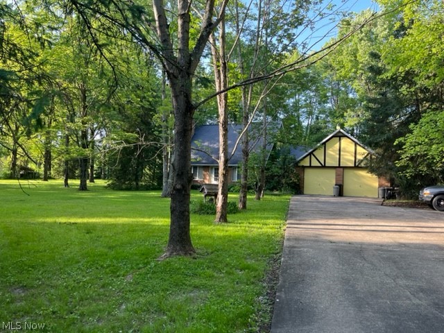 Photo 1 of 20 — 662 Lake Drive, Deerfield, OH 44411