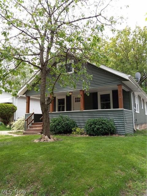 Homes For Rent - 614 Sanford Avenue<br/> Summit County, Akron, OH 44305