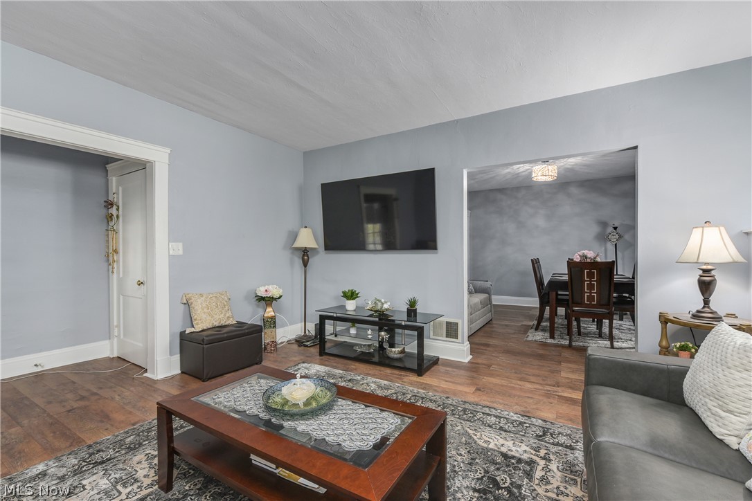 Schatzinger & Cotabish - Residential Income
