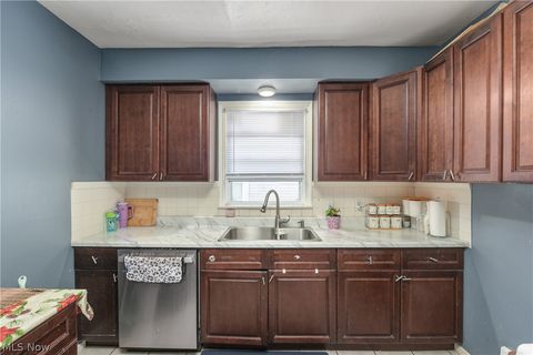 Tiny photo for 1631 Cohassett Avenue, Lakewood, OH 44107 (MLS # 5209293)