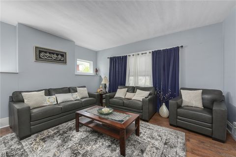 Tiny photo for 1631 Cohassett Avenue, Lakewood, OH 44107 (MLS # 5209293)