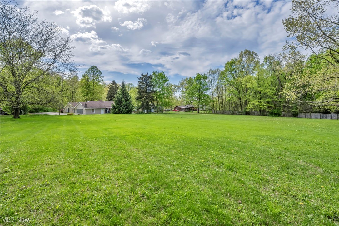8665 Johnnycake Ridge Road, Mentor, Ohio image 41
