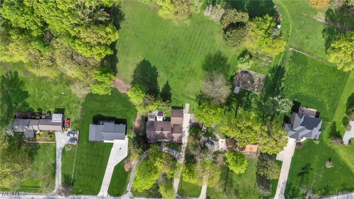 8665 Johnnycake Ridge Road, Mentor, Ohio image 46