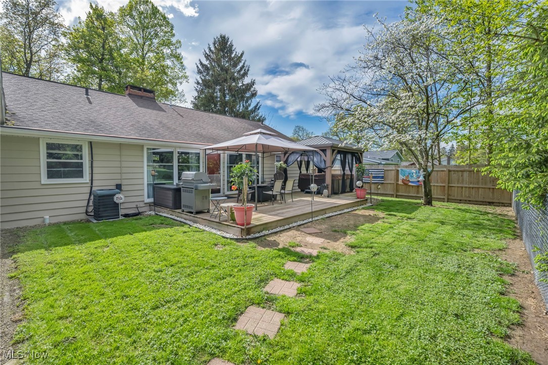 8665 Johnnycake Ridge Road, Mentor, Ohio image 35