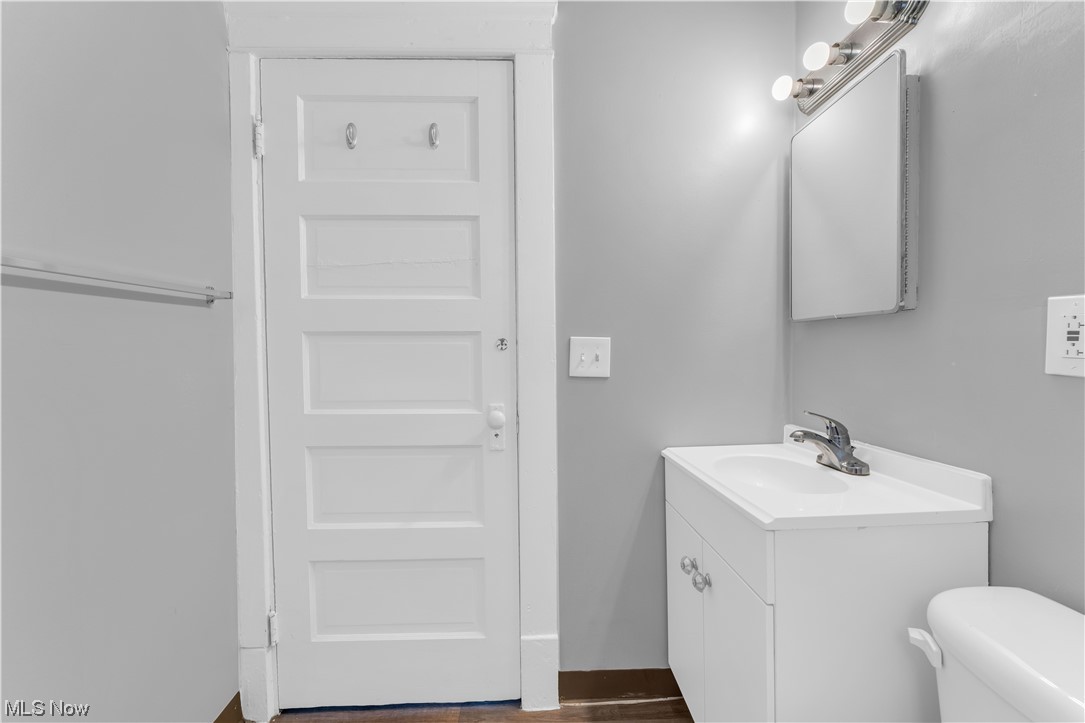 Lake Shore Land - Residential Lease