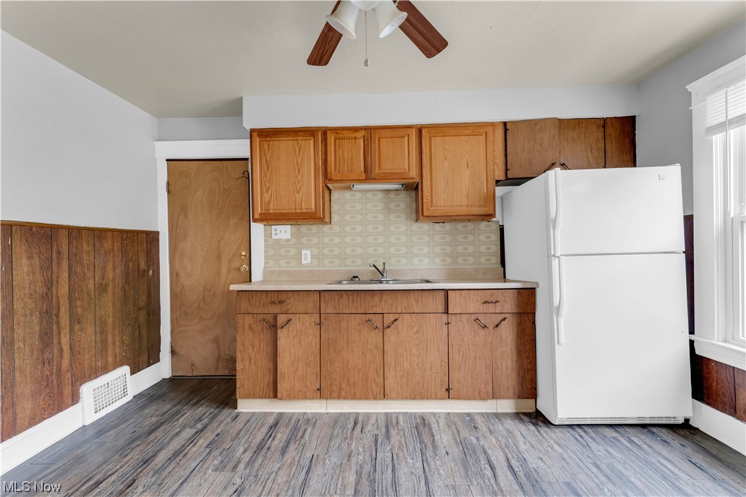 Lake Shore Land - Residential Lease