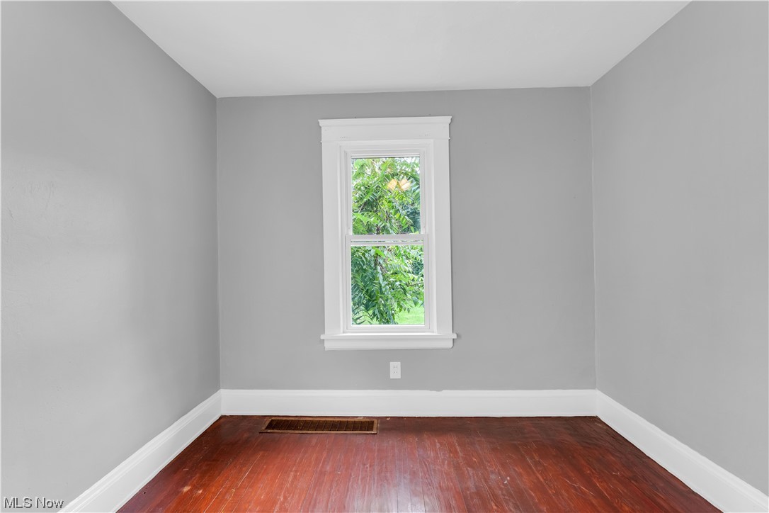 Lake Shore Land - Residential Lease