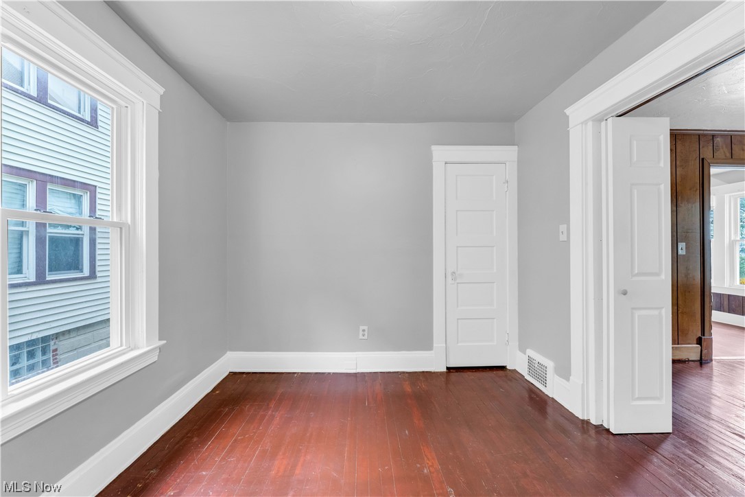 Lake Shore Land - Residential Lease