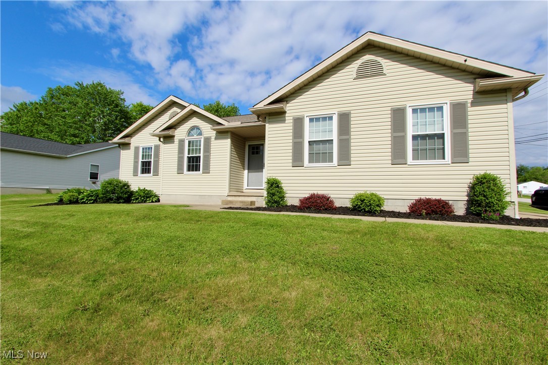 615 Wolf Avenue, Wadsworth, Ohio image 40