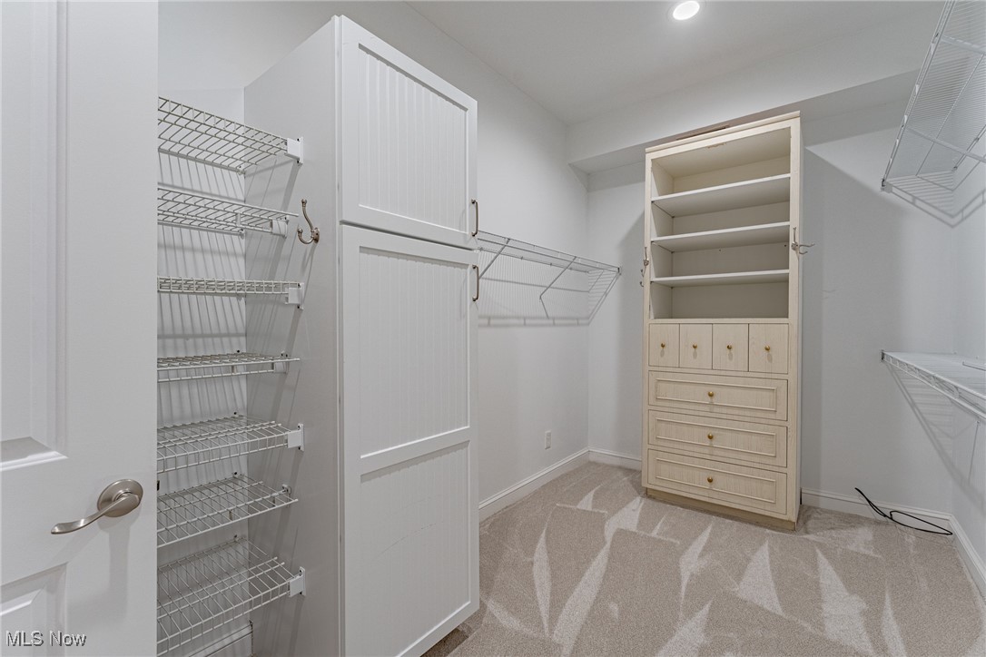 Acacia/Green Condo - Residential