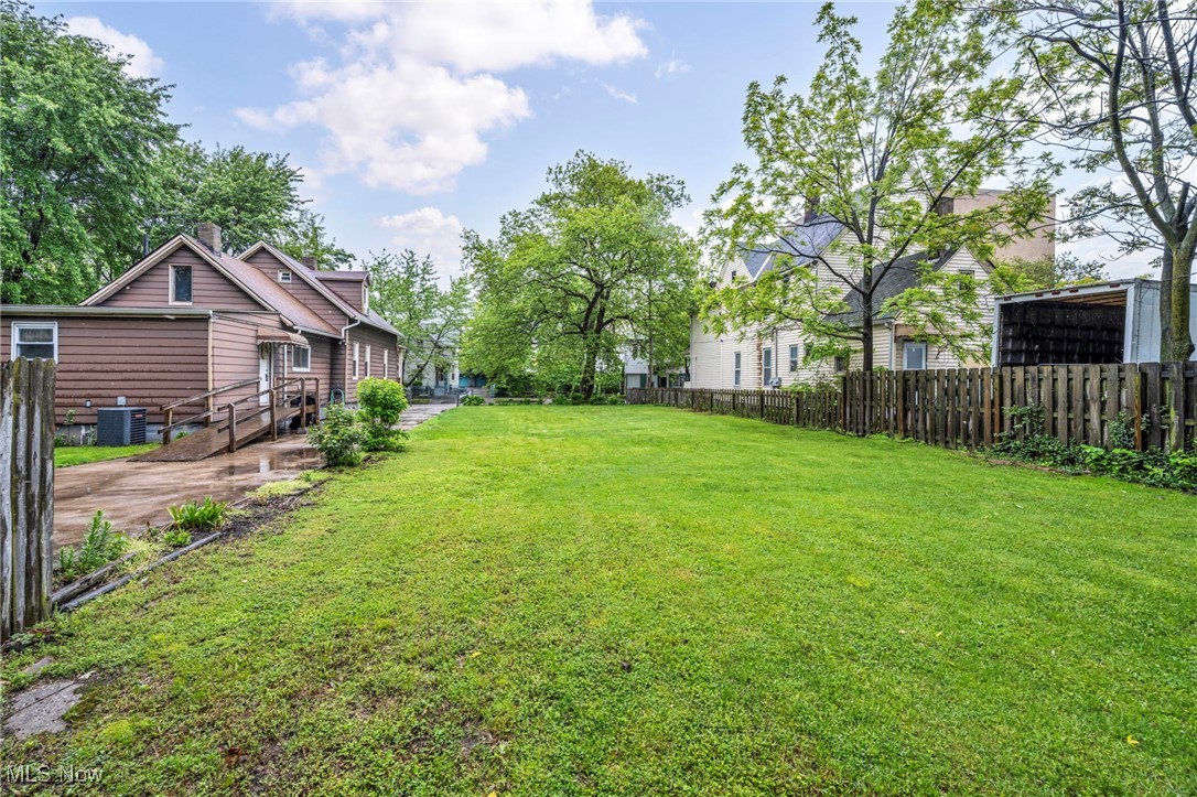 1438 E 52nd Street, Cleveland, Ohio image 45