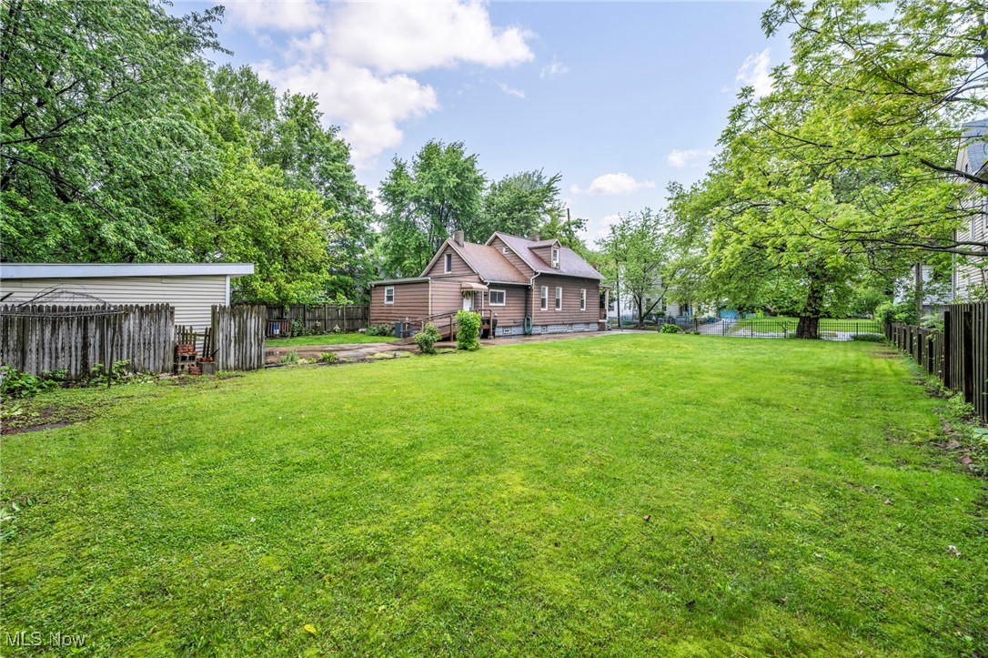 1438 E 52nd Street, Cleveland, Ohio image 46