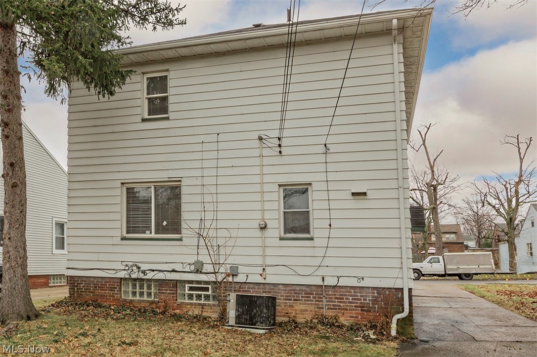 Lecona - Residential