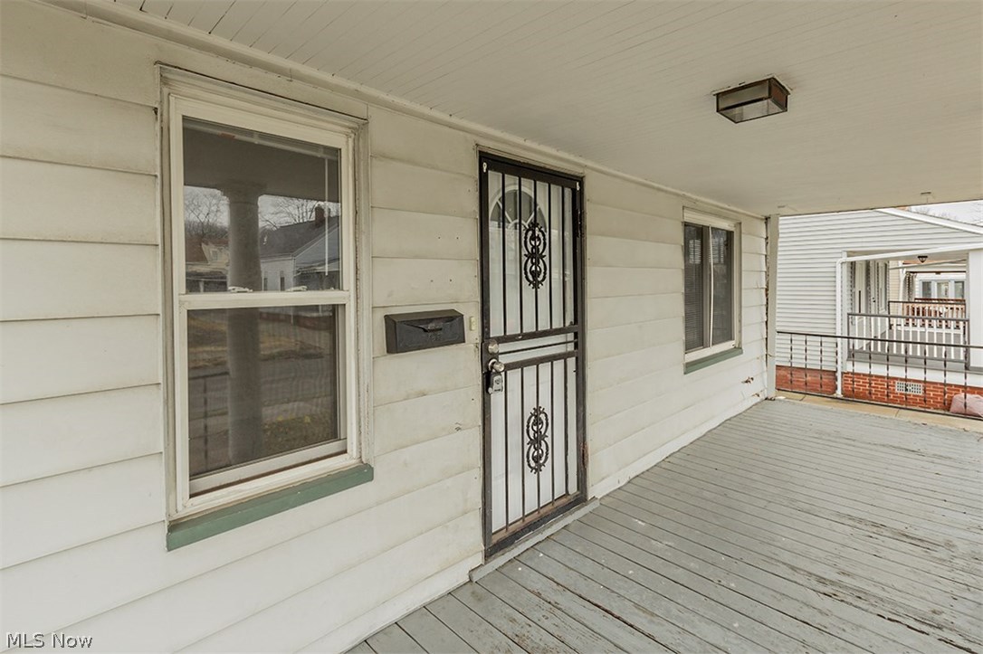 Lecona - Residential