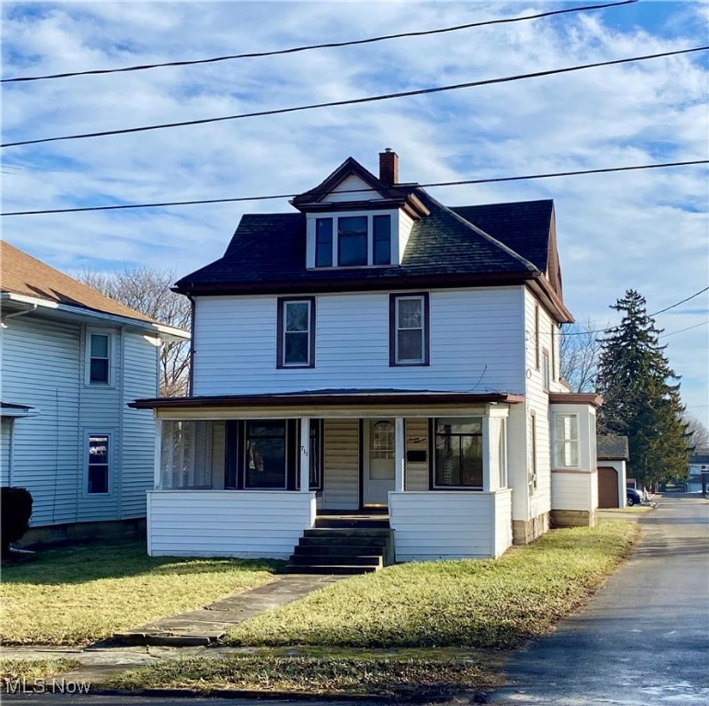 Photo of 711 Grant Street, Ashland, OH 44805 (MLS # 5180291)