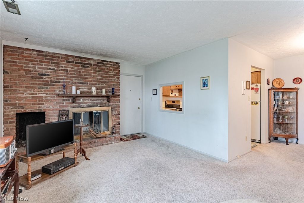 Photo of 2720 Pease Drive #219N, Rocky River, OH 44116 (MLS # 5203283)