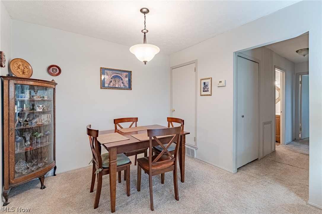 Heritage Circle Condo - Residential