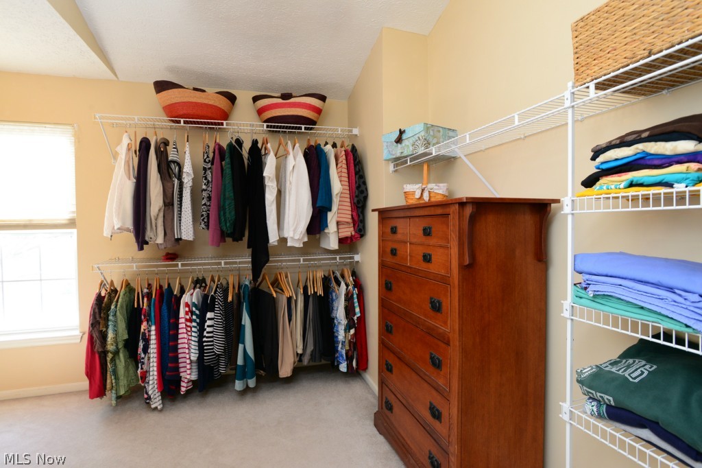 Falls Pointe - Residential