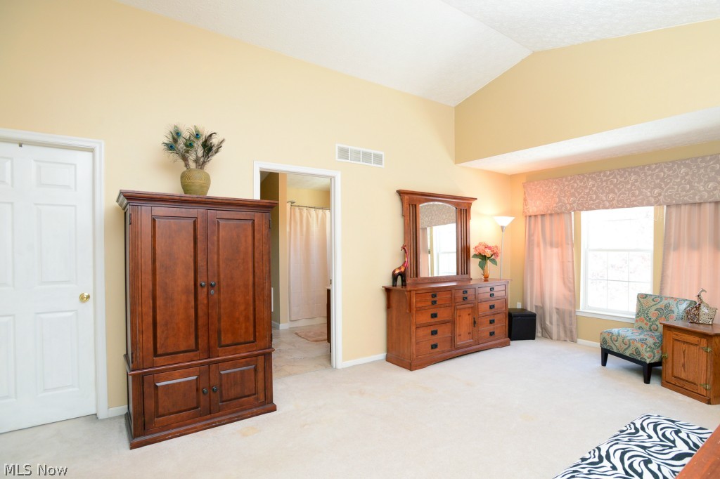 Falls Pointe - Residential